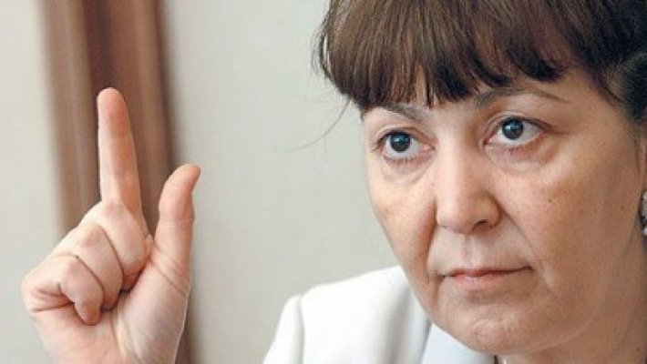 Macovei: USL pune în pericol ANI, relaţia cu UE şi aderarea la Schengen